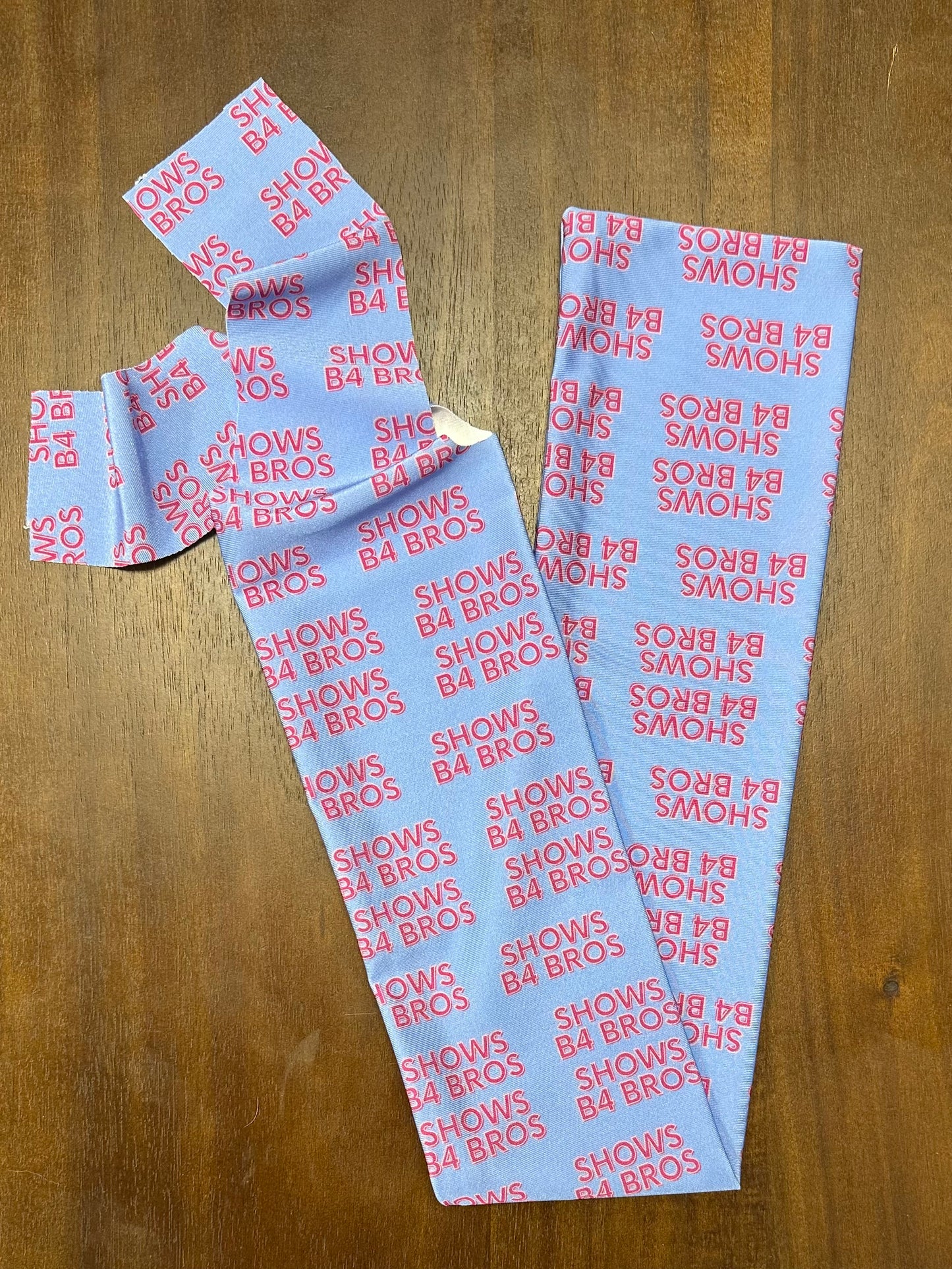 Shows B4 Bros Tail Bag