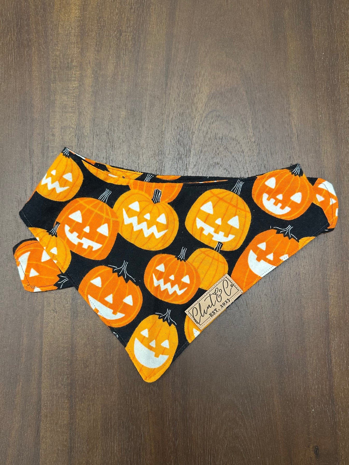 Pumpkin Bandana (scary)
