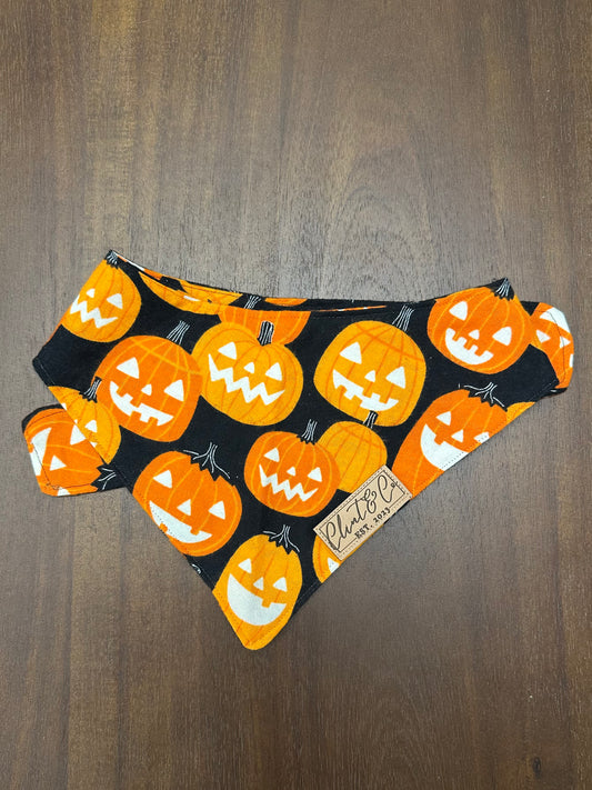 Pumpkin Bandana (scary)