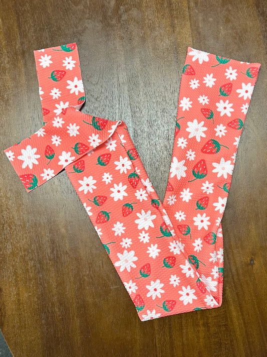 Strawberries and Flowers Tail Bag